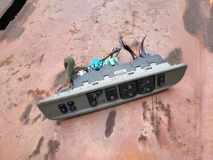 2002 - 2005 GMC Envoy Master Power Door Lock Window Switch Tested - Picture 1 of 6