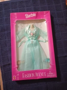Barbie Fashion Avenue 14289 Night Gown Lingerie Outfit Mattel 1995 NIB - Picture 1 of 3