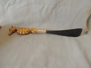 Plastic shoe horn carved sea horse with handle - Picture 1 of 14
