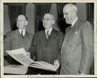 1949 Press Photo Reproduction of Gutenberg Bible presented to President Truman