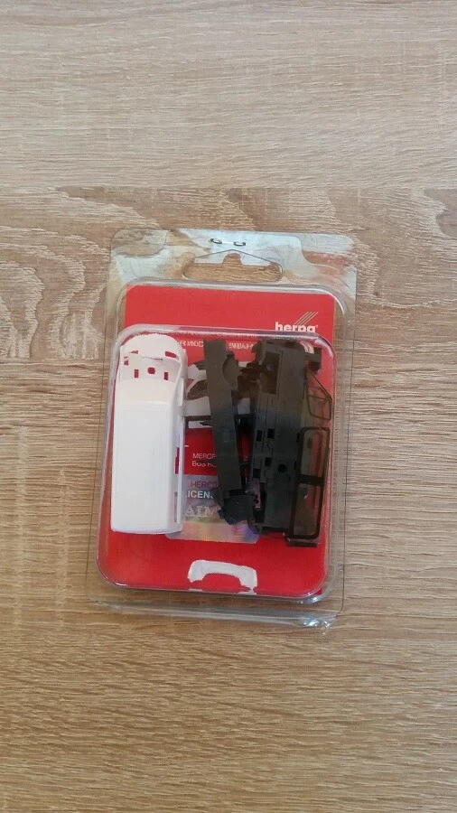 Herpa Minikit 013468 - 1/87 Mercedes-Benz Sprinter Bus Tetto Alto,Bianco - Nuovo - Immagine 1 di 1