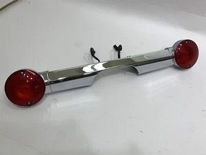 2009 Harley-Davidson CVO Electra Glide Rear Turn Signals Bar - Picture 1 of 5
