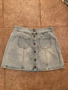 Brandy Melville 24 Light Wash Blue Denim Jean Mini Skirt Button Pocket Detail - Picture 1 of 9
