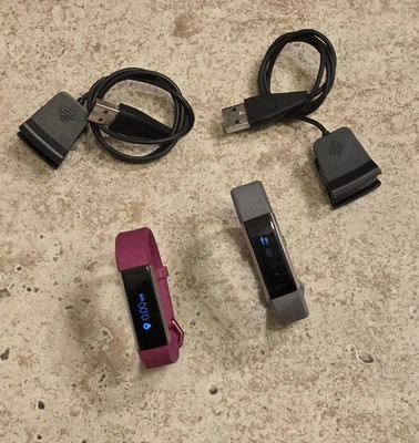 2 Fitbit Alta HR Fitness Wristband Heart Rate/Sleep Monitor SMALL * TESTED * - Image 1 of 4