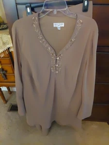 Traje Pantalón Mujer Talla Grande 22W Dama Dorby 2 Piezas Color Camel - Imagen 1 de 4