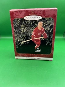 Hallmark Keepsake Christmas Ornament Hockey Greats No 3 Gordie Howe Red Wings - Picture 1 of 8