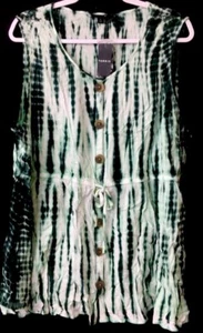 Torrid 3 , 3X green tie dye button front drawstring sleeveless top - Picture 1 of 5