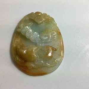 Light Tan One Sided Jadeite 2 Love Birds Translucent Pendant - Picture 1 of 10