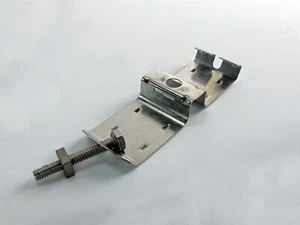 Lot of 10 Andrew / CommScope 42396A-11 Hangers for Heliax Waveguide / Coax Cable - Afbeelding 1 van 2