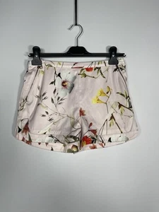 TED BAKER Shorts - UK8 W26 - Floral - Great Condition - Women’s - Picture 1 of 5
