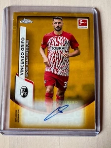2023/24 TOPPS CHROME Bundesliga VINCENZO GRIFO SC Freiburg AUTO Gold 60 years - Picture 1 of 3