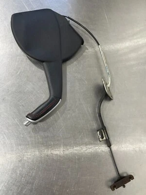 Pontiac GTO 2006 estacionamiento de emergencia manija de freno eléctrica cuero rojo Foto 1 de 4