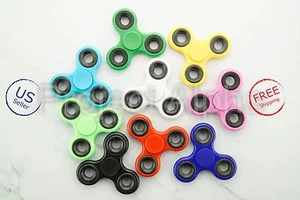 Hand Spinner Tri Fidget Spinner Gyro Figet Finger Desk Toy EDC Focus ADHD »USA« - Picture 1 of 38