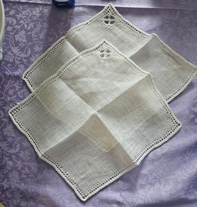 2 Stück Einstecktuch Umhäkel Taschentuch... alt... - Bild 1 von 1