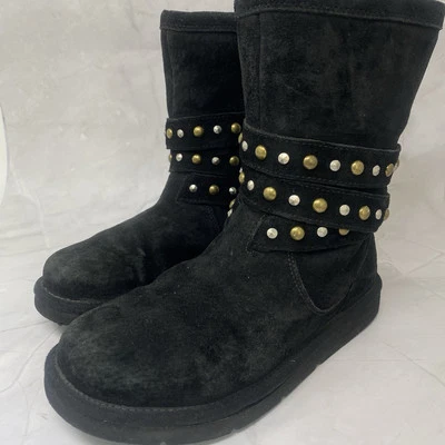 Botas Ugg Mujer Talla 7 M Negras Gamuza Piel de Oveja Cortas Tachonadas 3329 Cremallera Lateral Foto 1 de 4