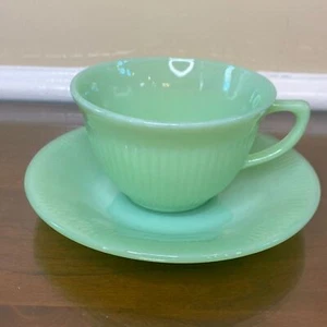 Taza y platillo Fire King Jadeite Jane Ray - De colección - Imagen 1 de 5