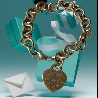 Tiffany & Co Sterling Silver Link Heart Charm Tag Bracelet - Image 1 of 4