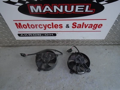 Triumph Trophy 1215 SE 2017 OEM ventiladores de radiador perfectos muy bonitos Foto 1 de 4
