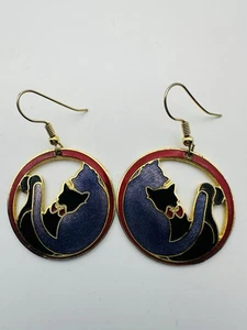 Vintage Kitty Cats Pierced Earrings Signed Gold Tone Metal/Enamel - Picture 1 of 4