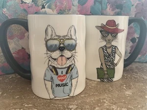 (2) Signature Tier Kaffeetassen ~ Hund I Woof Musik ~ Löwe im Leopardendruck Kleid - Bild 1 von 9