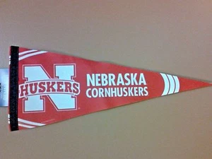 NCAA NEBRASKA CORNHUSKERS  FELT PENNANT NWT - Picture 1 of 1