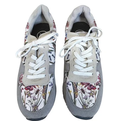 Tenis con cordones INKKAS Monterey Jogger para mujer con estampado floral de mariposas talla 10 Foto 1 de 4
