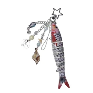 Detailed Fish Baits Keychain Lightweight Resin Craftsmanship Outdoor Lifestyle - Picture 1 of 8