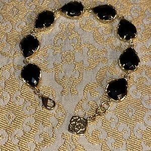 Kendra Scott Brynn Black Onyx Yellow Gold Plated Teardrop Bracelet - Picture 1 of 16