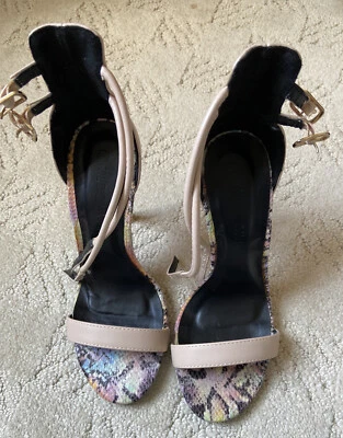 Zapatos mujer Foto 1 de 4