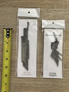 FF7 Final Fantasy 7 Keychains, Buster Sword And Sephiroth Set - Picture 1 of 2