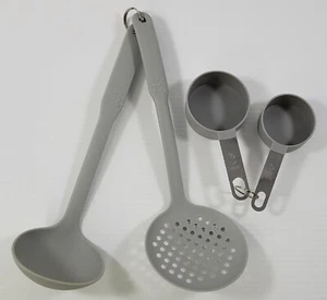 *L3) Plastic Ladle Strainer Skimmer Measuring Cups Kitchen Camping Gray Utensils - Picture 1 of 8