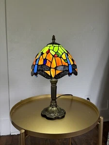 Tiffany Style Dragonfly Lamp - Picture 1 of 4