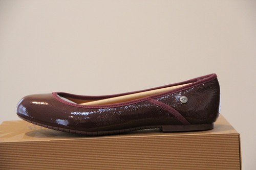 Ugg Australia donna Antora II flat taglia 9 5 nuovo con scatola