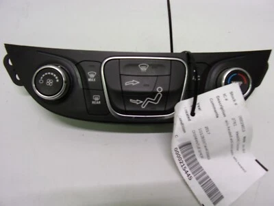 Chevrolet Malibu 2017 controlador de calefacción/ac sin asientos térmicos y refrigerados Foto 1 de 3