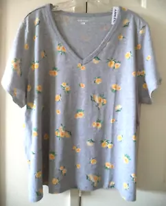 Old Navy Friendly Daisy Floral Print Heather Grey Body VNeck Tshirt XL 16 18 1X - Picture 1 of 6