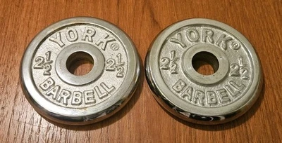 VTG York Barbell 2.5lb 2.5 Standard Weight Plates CHROME 1" Hole 5lbs Total - Image 1 of 4