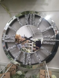 NEW LARGE Silver Mirrored Crushed Crystal Round Roman Number Wall Clock 40x40Cm - Picture 1 of 5