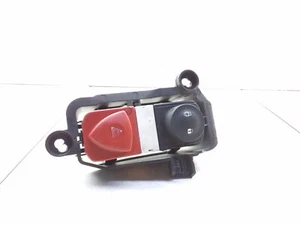 Interruptor intermitente de advertencia RENAULT SCÉNIC II 8200407415 8200095493 2003 17112830 - Imagen 1 de 4