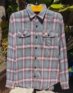 FIELD & STREAM Mens Gray & Red Plaid Flannel Shirt L/S Pockets VGUC Size XL - Picture 1 of 8