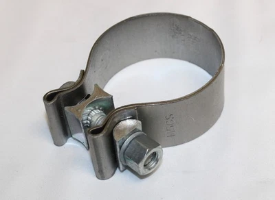 Abrazadera de tubo central de escape Equinox GM OEM 233498 2015-2017 nueva Foto 1 de 2