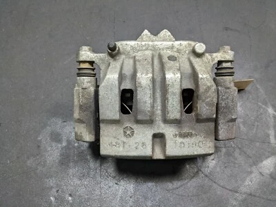 Front Right Brake Caliper 68212010AA 2019 Jeep Cherokee 2014-2017 2018 2020 2021 - Image 1 of 4