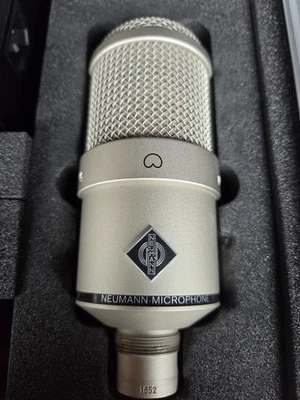 Ламповый конденсаторный микрофон Neumann M147 - Изображение 1 из 4