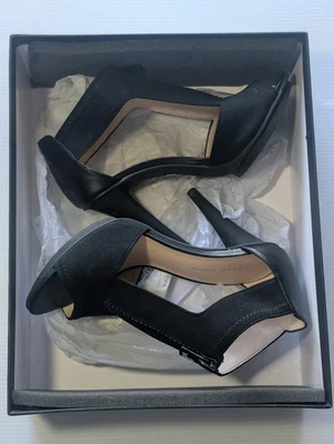 Pelle Moda Black Peep-Toe Bootie Heels 7M Front Zip Stiletto - Image 1 of 4