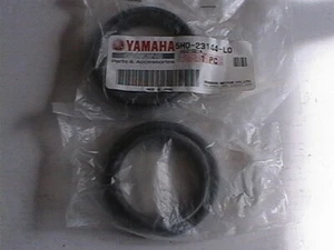 Original Yamaha Gabel Staubdichtung 5HD-23144-L0 WR250 WR400 WR426 WR450 YZ125 YZ250 - Bild 1 von 2