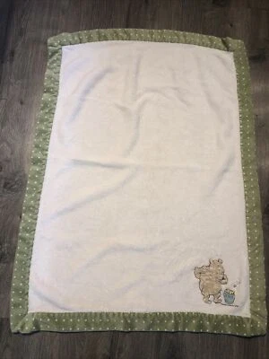 Manta de bebé de piel Winnie the Pooh clásica de Disney verde crema borde de lunares Lovey Foto 1 de 4