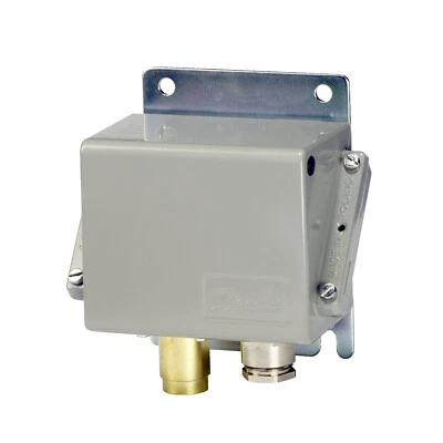 DANFOSS KPS39 060-310766 Pressure Switch New ✦KD - Image 1 of 4