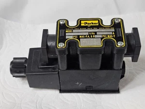 Parker Series D1VW Hydraulic Directional Control Valve 120V, D1VW20BNYCF - Picture 1 of 6