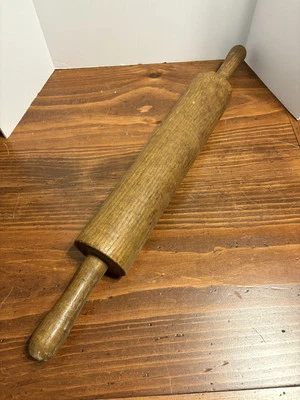 Rodillo de madera vintage macizo 22 pulgadas de largo 4 pulgadas asas de madera Foto 1 de 4