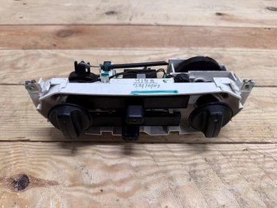 Land Rover Defender Tdci Puma Heater Controls JFC500840  - Image 1 of 4