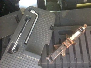 JACK / TOOL KIT FOR EMERGENCY SPARE FROM 2008 MAZDA 5 - Picture 1 of 12